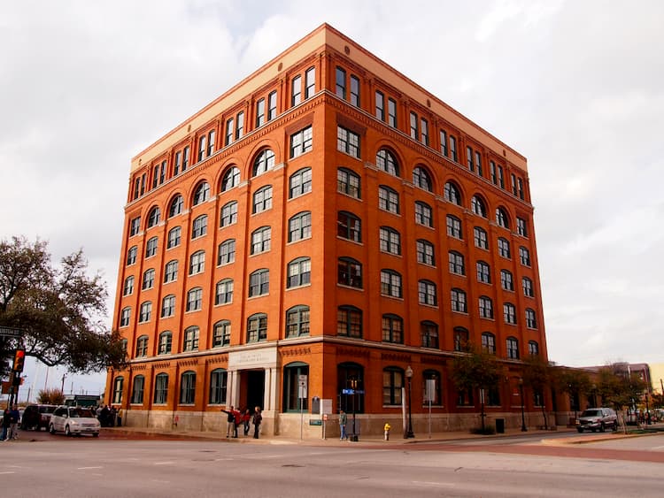 Sixth Floor Museum at Dealey Plaza