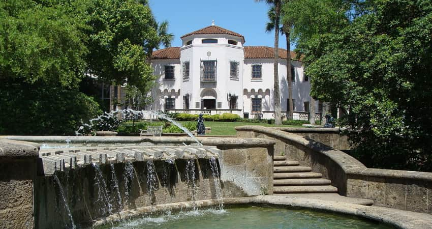 The outside of the McNay Art Museum