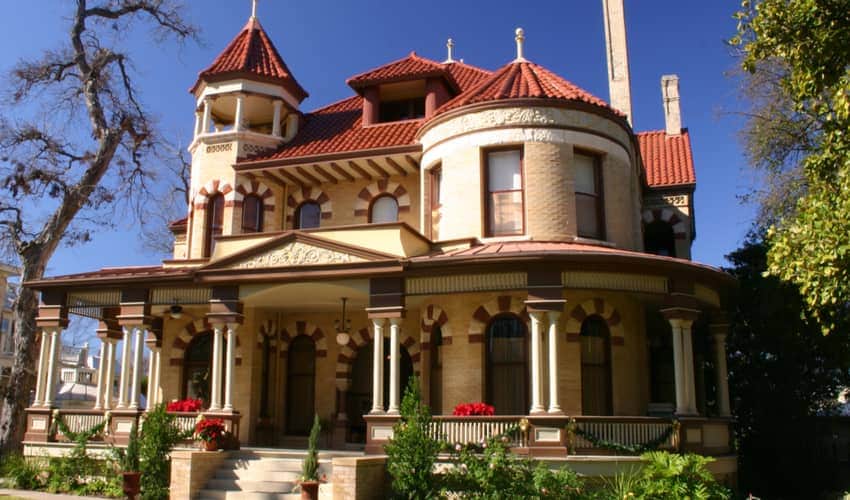 A Victorian house in King William District